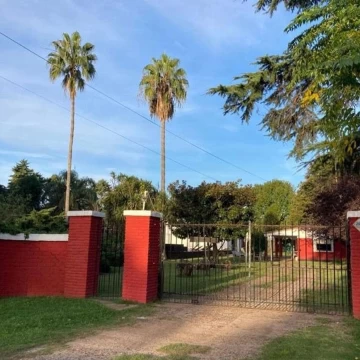HERMOSA QUINTA EN LA REJA