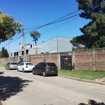 EXCELENTE GALPON ZONA INDUSTRIAL 4645 METROS CUADRADOS