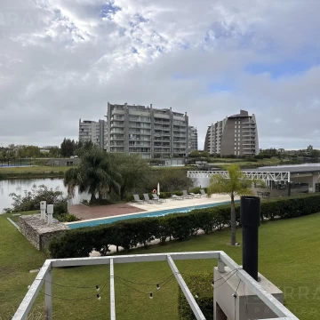Venta departamento monoambiente con vista al lago y pileta en Portezuelo Nordelta