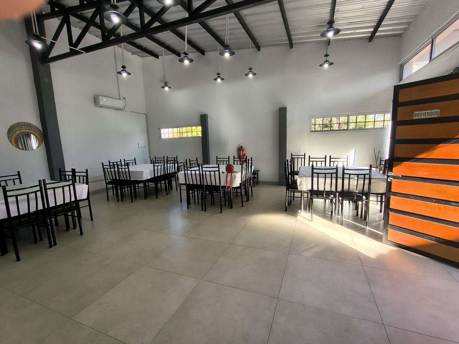 ALQUILER LOCAL COMERCIAL SALON MULTIUSO EN GUAYMALLEN - Principal