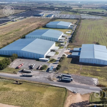 ALQUILER - NAVE INDUSTRIAL 11.500 M2 Con Oficinas - Centro Logístico Zarate