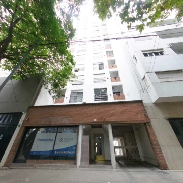 Departamento en Venta en La Plata-un dormitorio- escritorio-cochera