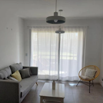 Venta de Departamento 2 Ambientes con Balcón y Parrilla en Villa del Lago Pilar Centro