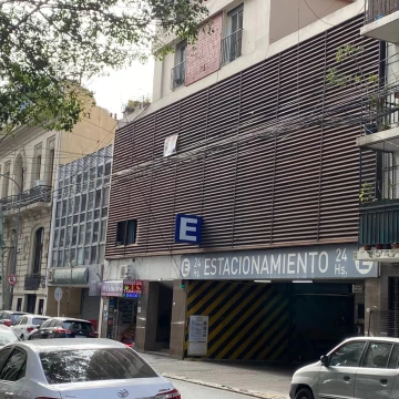 Venta de cocheras subterráneas en block en Barrio Norte, CABA