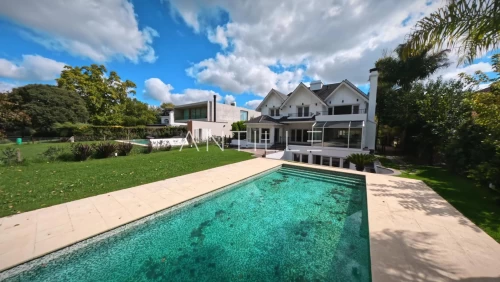 CASA EN VENTA | ABRIL CLUB DE CAMPO