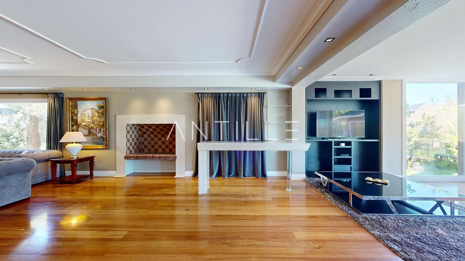 LIVING 4 CASA EN ABRIL CLUB DE CAMPO, HUDSON