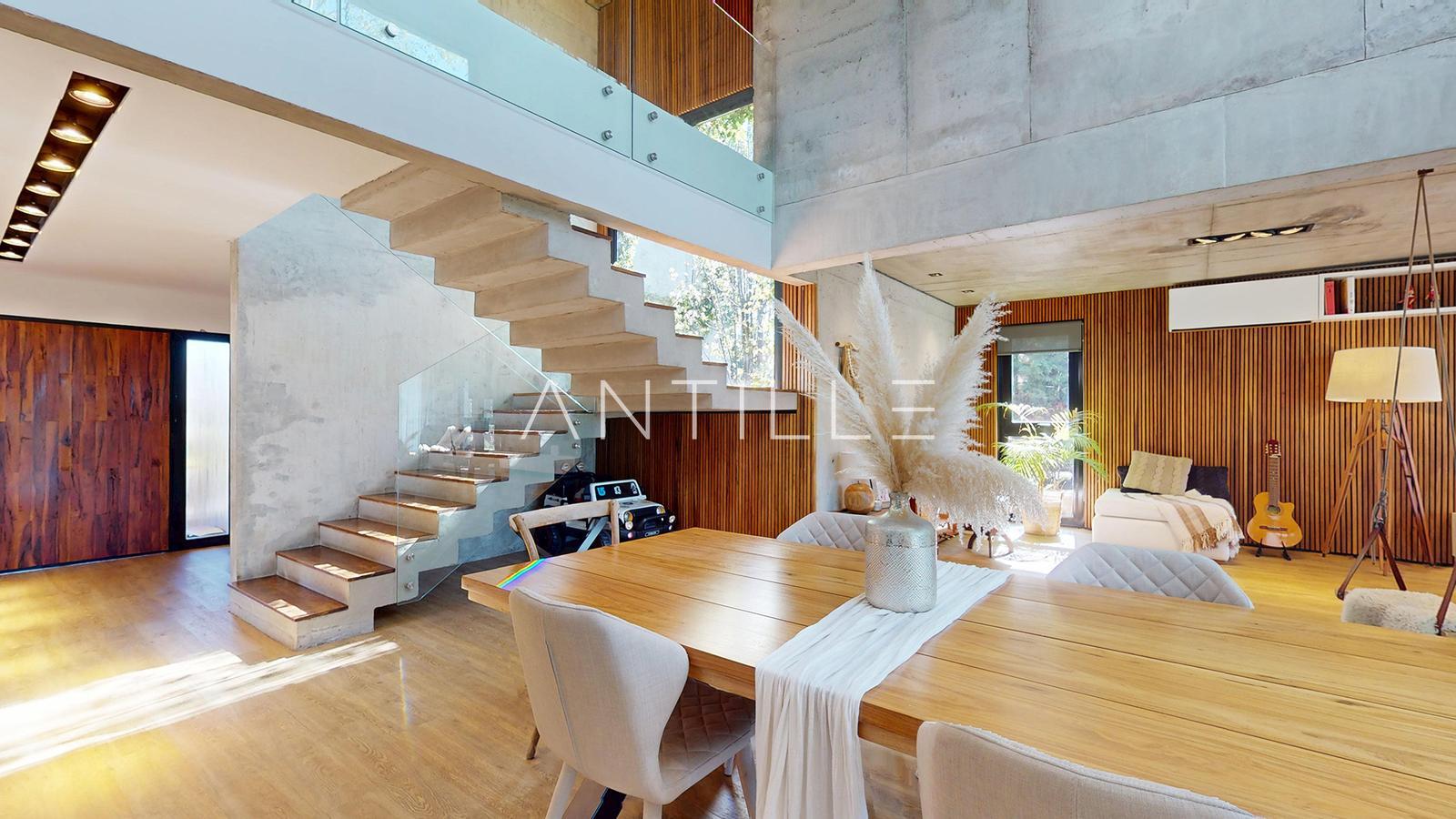 COMEDOR 1 CASA EN GREENVILLE  POLO 