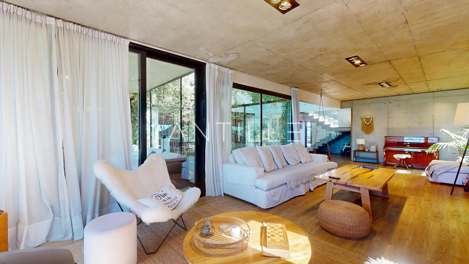 LIVING 5 CASA EN GREENVILLE POLO 