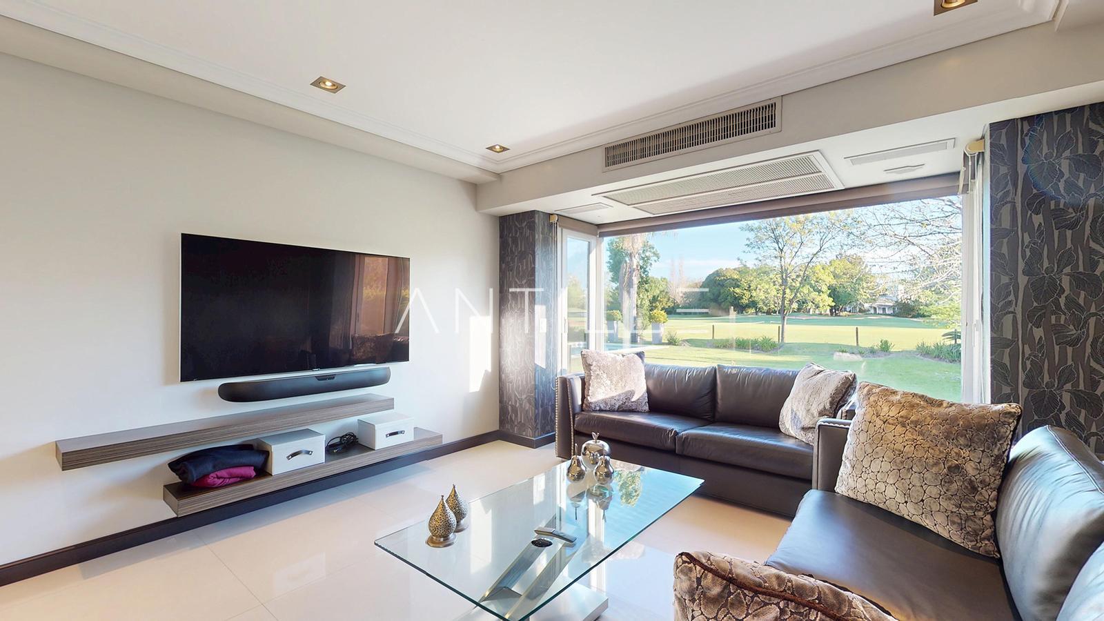 LIVING 3 CASA EN ABRIL CLUB DE CAMPO, HUDSON
