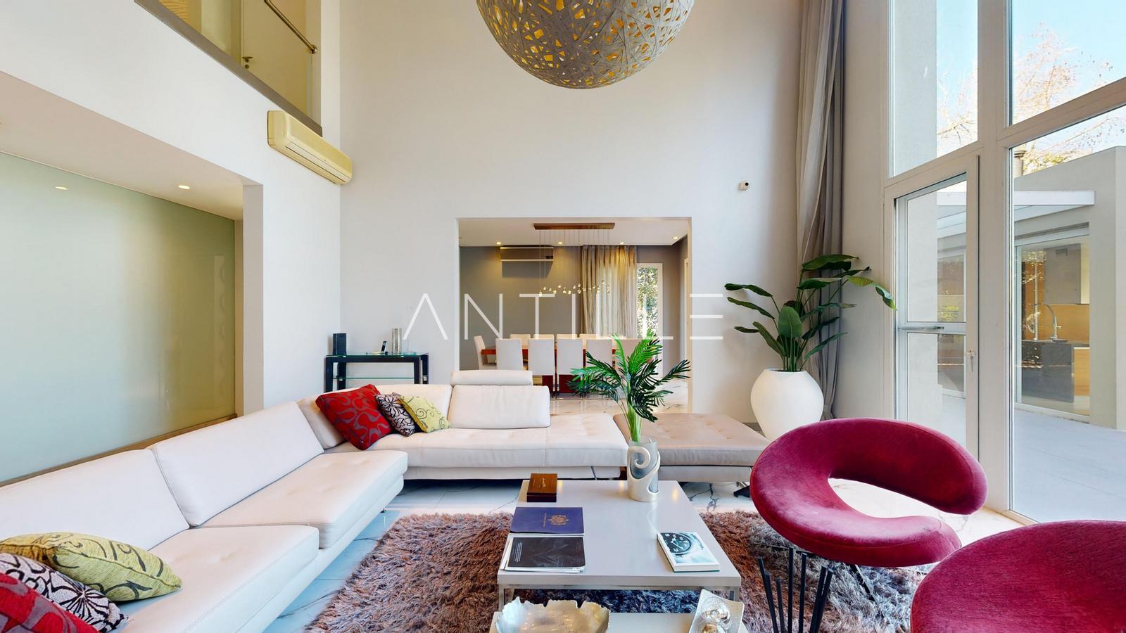 LIVING 2 CASA EN ABRIL CLUB DE CAMPO, HUDSON