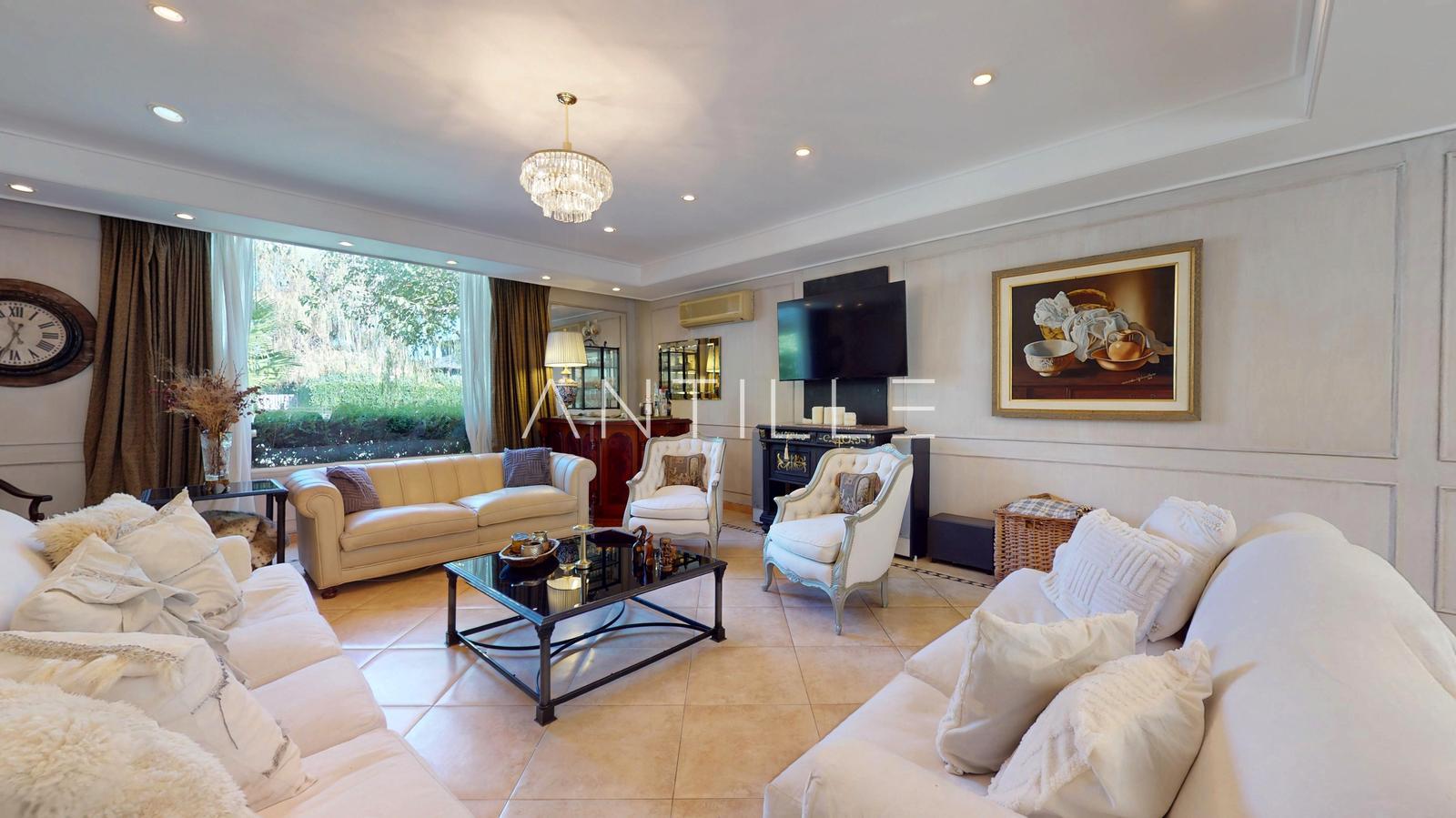 LIVING 2 CASA EN ABRIL CLUB DE CAMPO, HUDSON