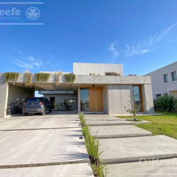 Casa en venta de 5 ambientes en  Puerto Nizuc, Guillermo Hudson