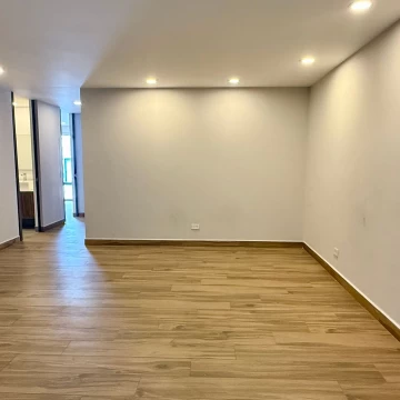 Departamento en venta con precio Optimo en la Cuauhtémoc con 2 establecimientos y bodega 