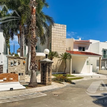 Casa en Renta en Villa Magna