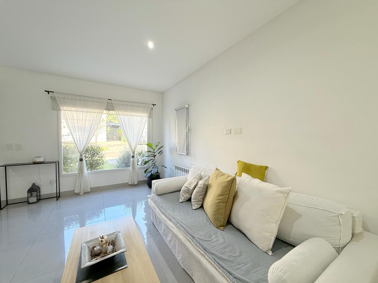 Casa 4 AMB en VENTA APTO CREDITO, Barrio Privado Los Olivares - 2