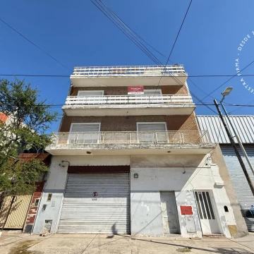 Departamento en alquiler de 3 ambientes con balcón - El Libertador