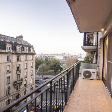 Venta piso 7. Vista panorámica a Libertador, Callao y Parque Thays. Palier privado. Recoleta