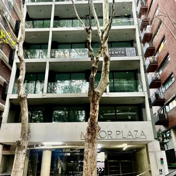 Venta Triplex 2 Ambientes con Terraza Propia en Belgrano