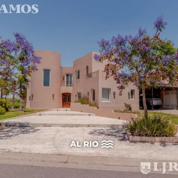 Casa al río, en alquiler en  El Yacht  - Nordelta