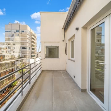 RETASADO | Departamento reciclado a estrenar con terraza en la mejor zona de Recoleta