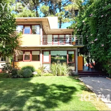 Venta de Casa 4 ambientes en Mar Azul