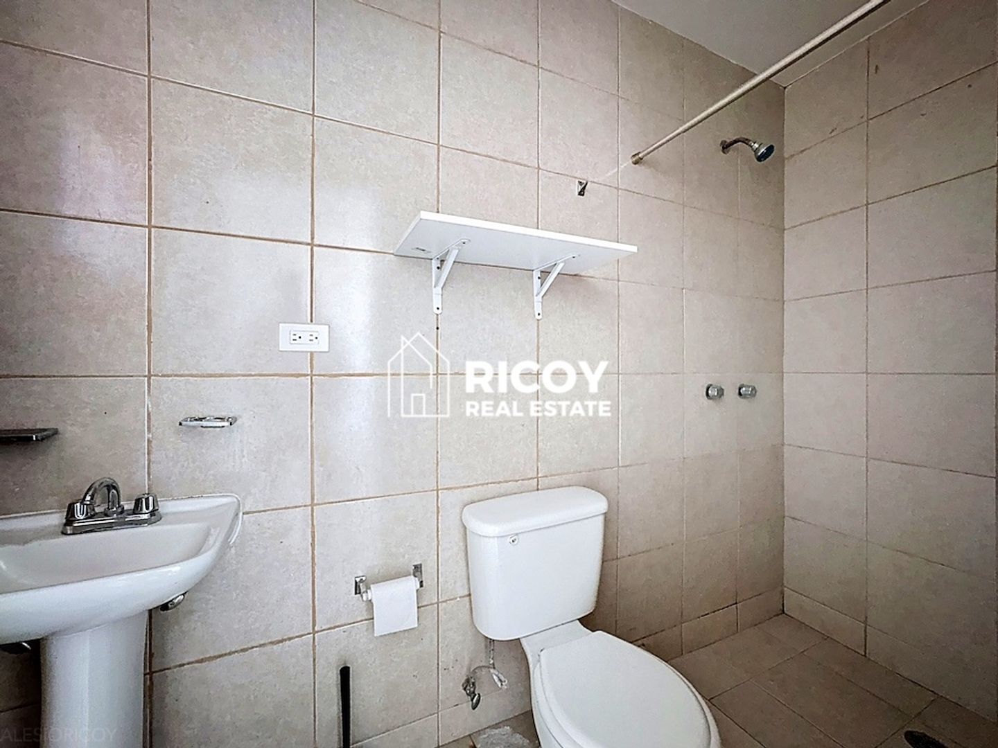 Jurica Regency 32.jpg