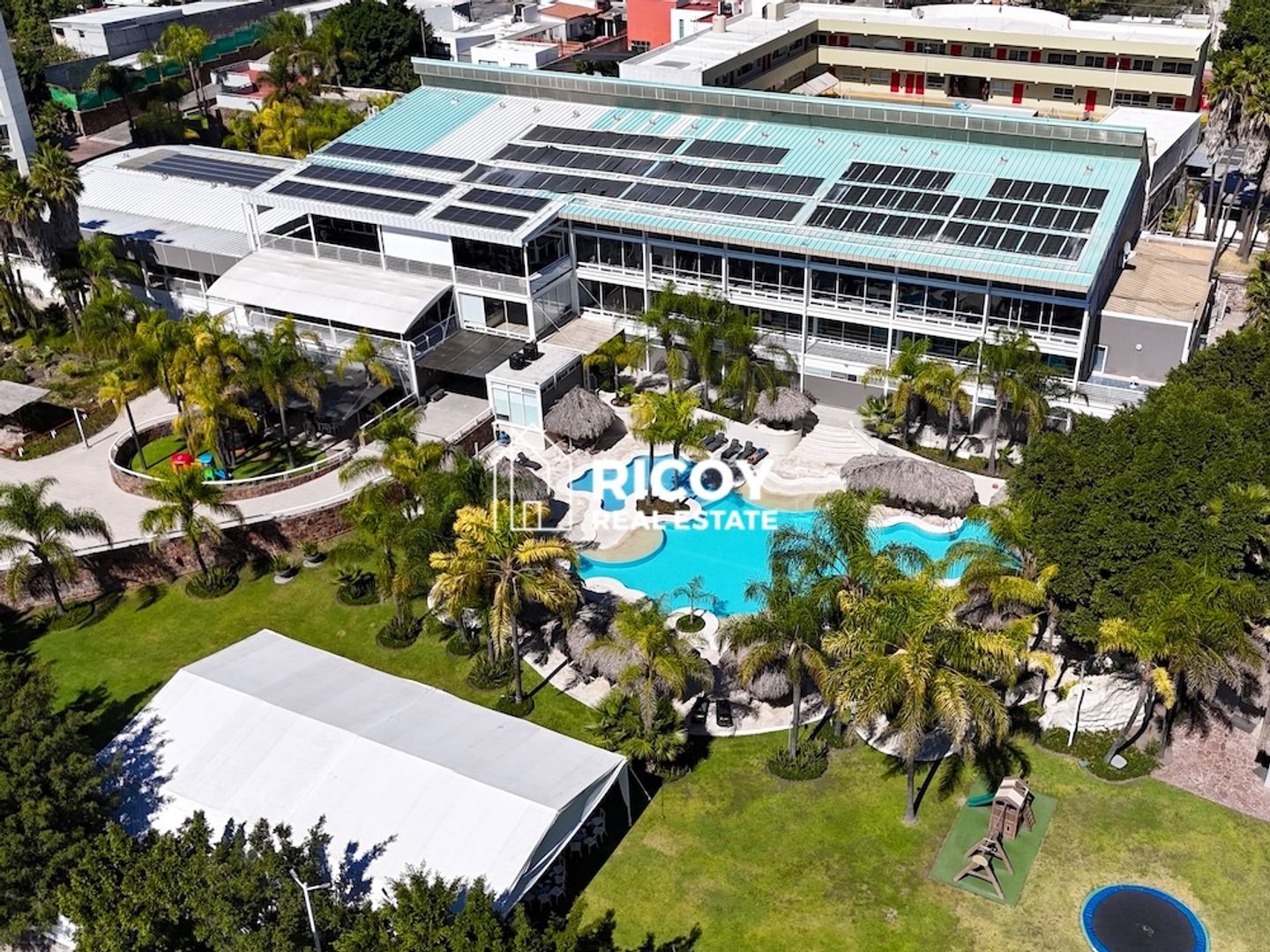 Jurica Regency 34.jpg