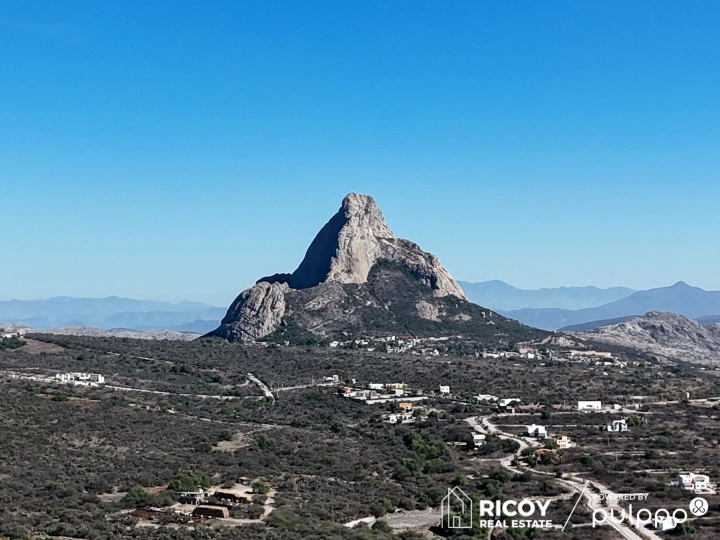Peña de Bernal 01.JPG