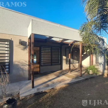 Casa en Barrio El Cazador MB