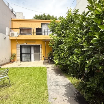 Venta Ph Único Tipo Casa - Jardín propio - Quincho y Parrilla - Sin expensas