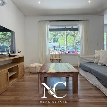 Casa en venta en Costa Esmeralda californiana fondo libre arbolado