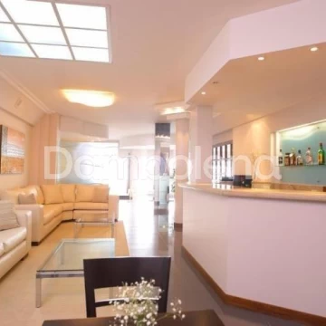 Turístico Venta en Almirante Brown 1500