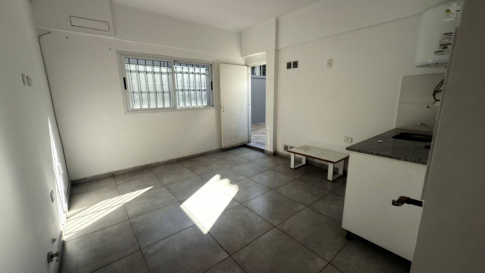 Venta - Departamento - 2 ambientes - San Justo - a estrenar - luminoso - amplio - ascensor - 2