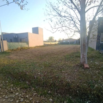 VENTA - Terreno de 360m2 en Tierra de Sueños III. Roldan.