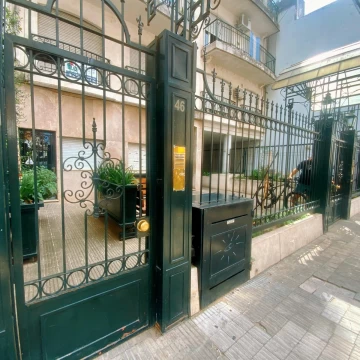 Pje. Ricardone 46 - Oficina Centrica En Planta Baja En Venta - Centro, Rosario