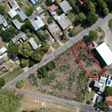 Muy buen terreno en venta próximo a la Plaza de Toros