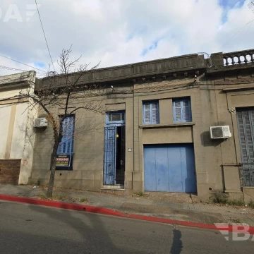 Casa en el centro de la ciudad de Salto