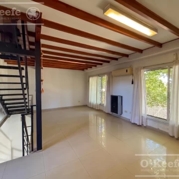 Departamento en venta de 2 ambientes,  Bernal