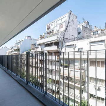 Alquiler departamento de 3 ambientes con terraza. Quintana 281.