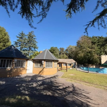 Casa quinta en venta con pileta en lujan hosteria norte