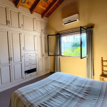 Venta Casa Solares de Urquiza 3 dormitorios Cocheras Jardín Accesos Transporte Ubicación Flipping