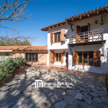 Casa en Venta - La Cumbre- zona Golf 