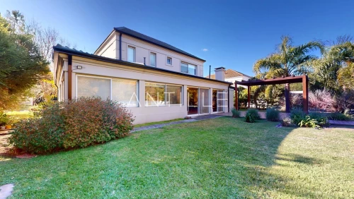 CASA EN VENTA | ABRIL CLUB DE CAMPO