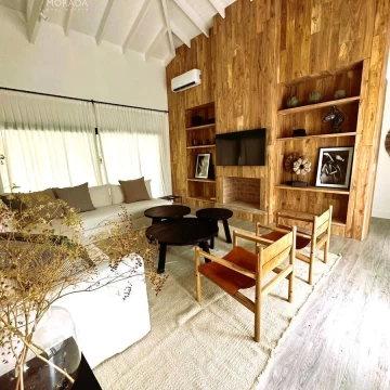 VENTA CASA  5 AMBIENTES BARRIO CERRADO TESSALIA