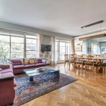 Departamento en venta de 3 dormitorios y dependencia en Retiro