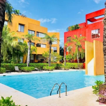 Sian Ka'an for Rent in Playacar Phase II,3-Bedroom Lock-Off Apartment