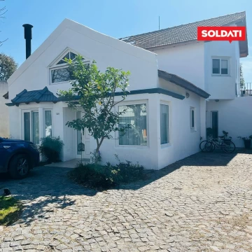 Country Aranzazu venta casa 5 dormitorios lote central