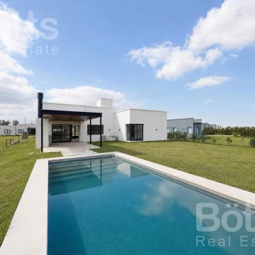 Casa - Los Juncos