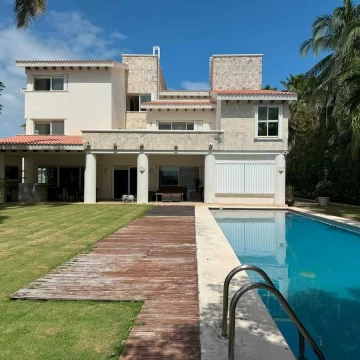 Casa en Venta, Residencial Isla Dorada ZH