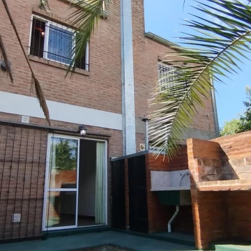 Casa Venta Tipo Duplex en Del Viso 3 Amb